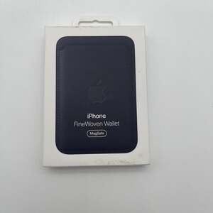 Apple FineWoven Wallet MagSafe - Navy